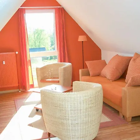 Apartamento Seepark _ Reetdachhaus