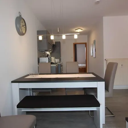 Apartamento Seepark _ Reetdachhaus *